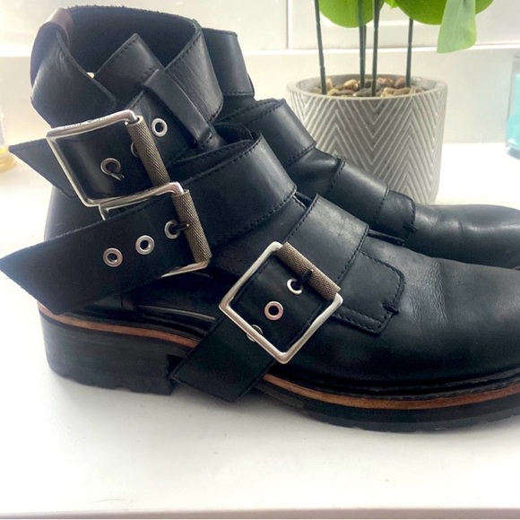 Free People Shoes - Boho RAG & BONE Boot Ankle Moto Booties Sandals Leather Black Red Maroon Size 8